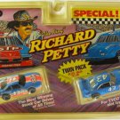 1992 TYCO Richard Petty #43 HO two Slot Car Twin Pack 6994 AFX Pontiac SuperBird 1992 TYCO Richard Petty #43 HO two Slot Car Twin Pack 6994 AFX Pontiac SuperBird