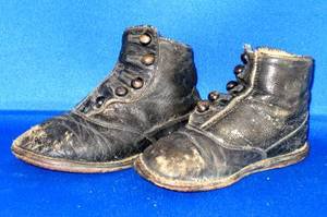 BUTTON DOWN LEATHER BABY SHOES FROM THE 1880'S