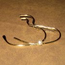 UNIQUE WIRE BROOCH
