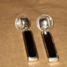 BLACK BAR PIERCED EAR RINGS