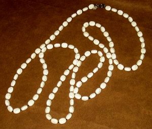PEBBLE STYLE NECKLACE