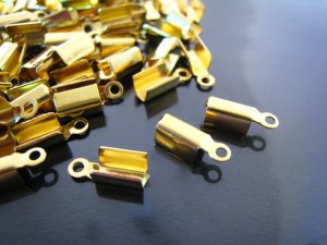 Finding - 20 pcs Gold Plated Smooth Finish Leathers Crimps Tone Fold Over Cord Ends