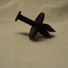 GM Push Pin Rivet Retainers (25 Qty) NIB GM Push Pin Rivet Retainers (25 Qty) NIB