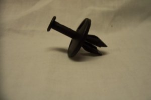 GM Push Pin Rivet Retainers (25 Qty) NIB