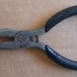 Vintage 5-1/8" Needle Nose Pliers