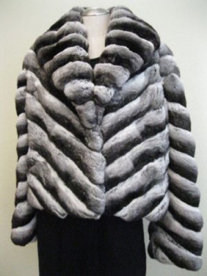 STUNNING LADIES V-SHAPE CHINCHILLA JKT 65333(o) available size in S-M-L-XL