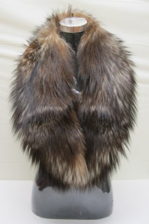GORGEOUS NATURAL CRYSTAL FOX SCARF/COLLAR-21421 (SIZE F)