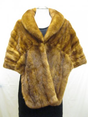LADIES CLASSIC STUNNING WHISKEY MINK CAPE - 62486(o) SIZE F