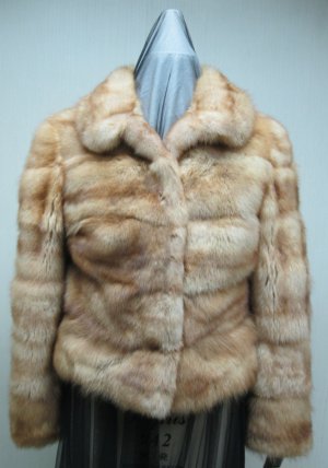 LADIES BLEACHED CANADIAN SABLE HORIZONTAL JKT - 66039(o) SIZE 44 = SIZE S
