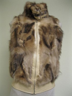 LADIES CUTE & CHIC BLEACHED GOLD FOX SCARPS VEST - (KT-3)SZ M