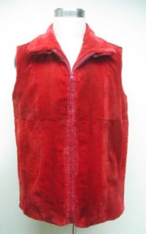 LADIES MAMA SIZE - DYED RED SHEARED MINK VEST - 67190(o)  (SIZE 20)