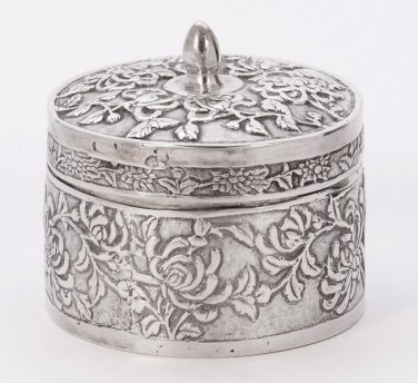 Rare Antique Chinese Export Chrysanthemum Silver box