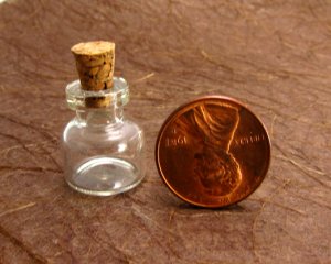 5pcs 18x15mm Clear Glass Tiny Bottle Vials with Free Eyehooks