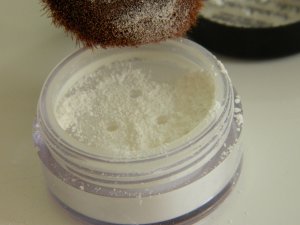 Translucent Finishing Powder