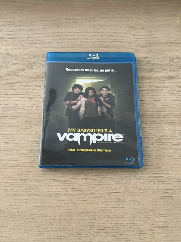 My Babysitter's a Vampire Complete Series + Movie Blu-Ray