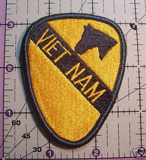 1ST CAVALRY DIVISION PATCH VIET NAM SMALL NEW