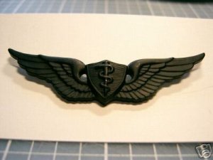 ARMY BADGE QUALIFICATION AVIATOR MEDICAL OFFICER