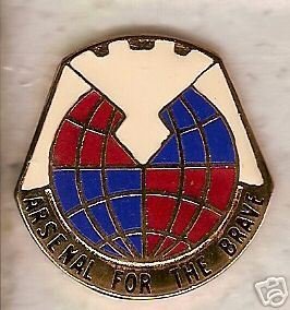ARMY MATERIAL COMMAND DUI DI CREST INSIGNIA