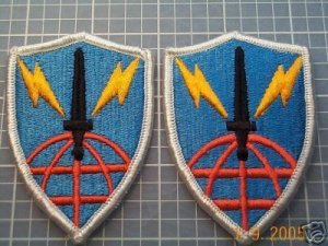 ARMY INFO SYSTEMS ENGINEER COMMAND INSIGNIA PATCHES