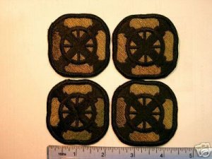 ARMY 428TH FIELD ARTILLERY BGD INSIGNIA LOT OF 4