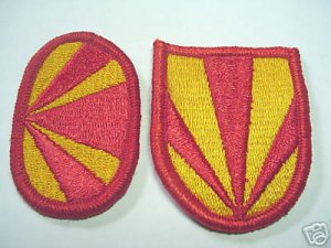 BERET FLASH & OVAL 4TH AIR DEFENSE ARTILLERY ADA