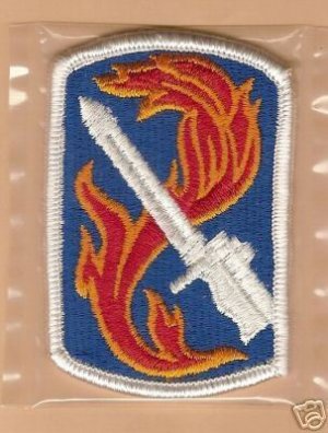 198TH INFANTRY BRIGADE COLOR PATCH INSIGNIA