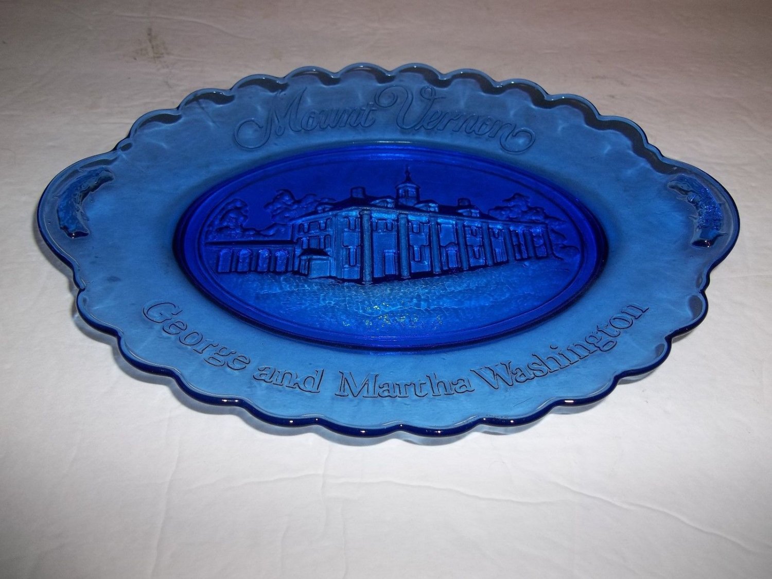 AVON MOUNT VERNON COBALT BLUE GLASS TRAY