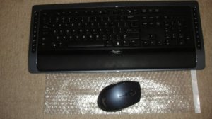 Rocketfish RF-CMBO Wireless Keyboard Mouse (no nano adapter)