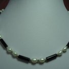 17.5"" exquisite white pearl/agate tube necklace