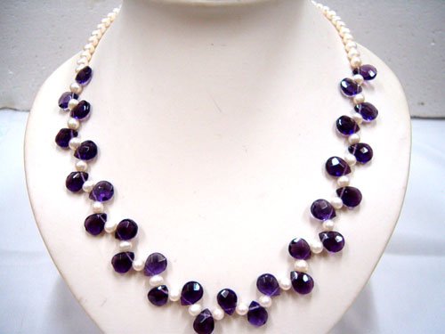 Elegant White Round FW Pearl with Amethyst Necklace