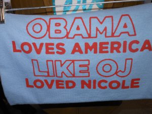 OBAMA LOVE T-SHIRT LARGE