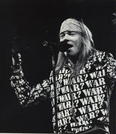 AXL ROSE T-SHIRT LARGE