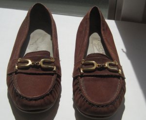 Brown Suede flats loafers size 7.5