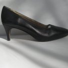 Vero Cuoio Vintage Designer Perry Ellis Black Italian leather heels size 7.5