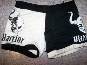 Warrior Wear Fighting Shorts - White/Black - Med