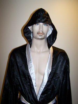 THUNDER - Boxing / MMA Robe - Black/White - Large
