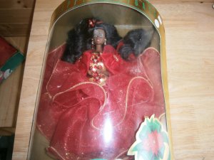 1993 Collectable HAPPY HOLIDAYS BARBIE by Mattel