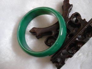 Excellent natural green agate,  hand carved bracelet in width. Neutral.