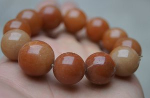 Yellow natural jade bracelet, hand-carved, Huang Cuiyu 12 beads, beads