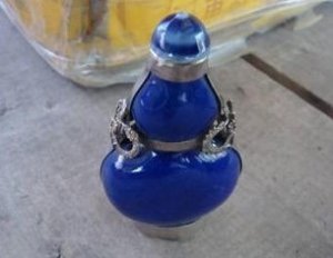 Retro copper-nickel alloy plated. Inlaid cloisonne snuff bottle. Christmas gifts