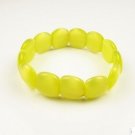Colorful opal, hand-carved hand-row bracelet.The rubber band strung together.