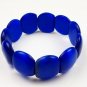 Colorful opal, hand-carved hand-row bracelet.The rubber band strung together.