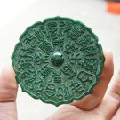 Hand-carved ornaments, jade green retro care center mirror. Zhuanzi luck. Hand-carved ornaments, jade green retro care center mirror. Zhuanzi luck.