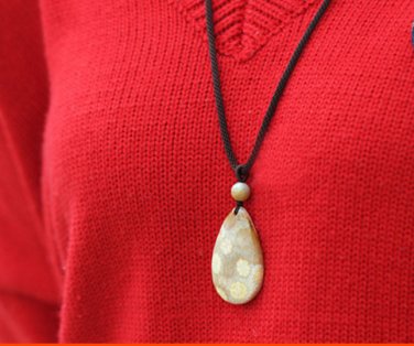 Handmade pure coral (chrysanthemum jade) dripping vintage necklace pendant