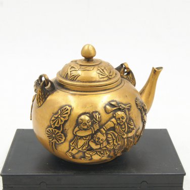 Archaize copper (qianlong imperial system), lotus tong son teapot. Hand embroidered.