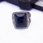 Hidden silver inlaid with black tianzhu ring, rectangular ring surface.