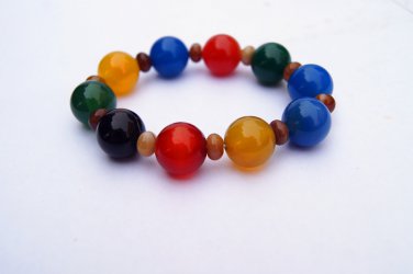 .Handmade natural red blue black agate beads 16 mm 10 rubber bands form an attractive bracelet.