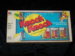 Vintage 1980s KNOCK WHO'S THERE Milton Bradley Board Game