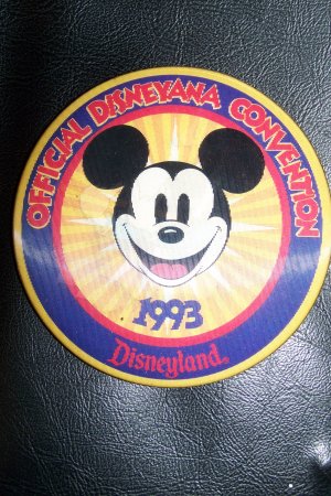 93 2nd Disney Disneyana Convention MICKEY MOUSE Flicker Badge
