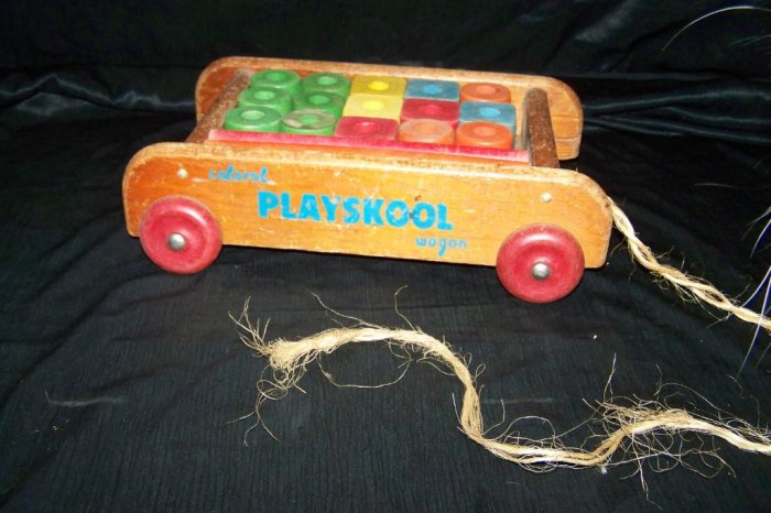 coloroll playskool wagon